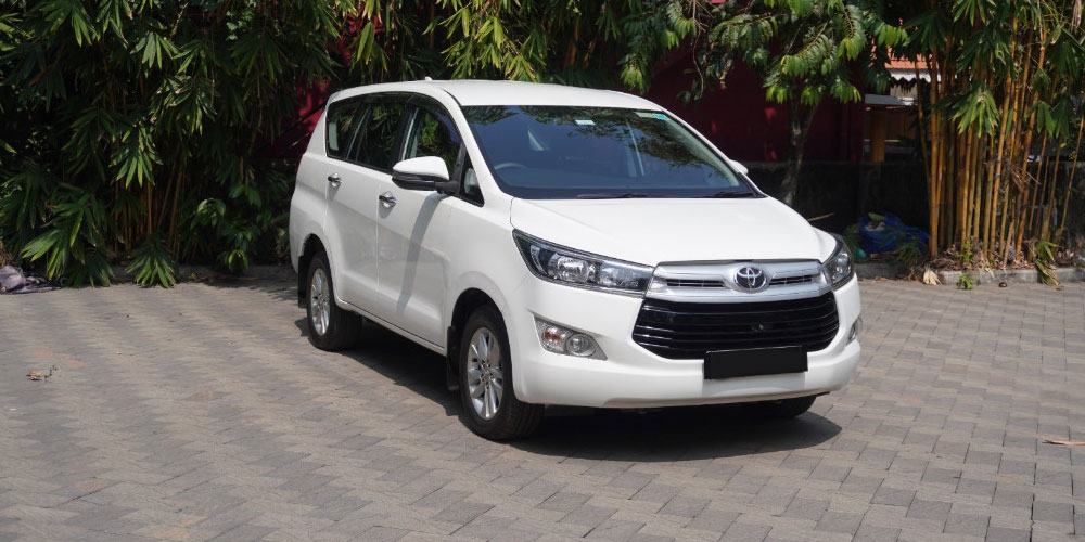 Affordable-Toyota-Innova-Car-Rental-in-Puri-Book-Premium-SUVs-with-Travel-Holidays