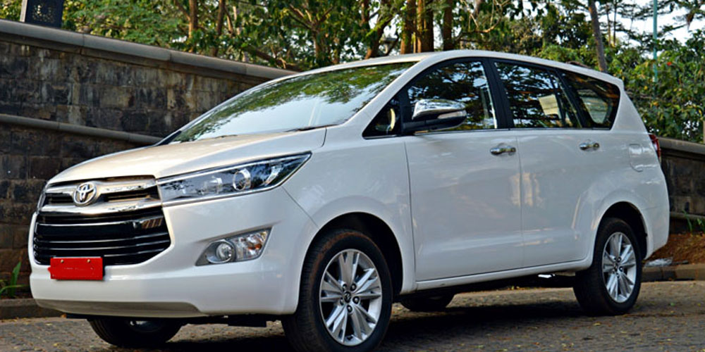 Affordable-Innova-Car-Rental-in-Bhubaneswar-with-Travel-Holidays