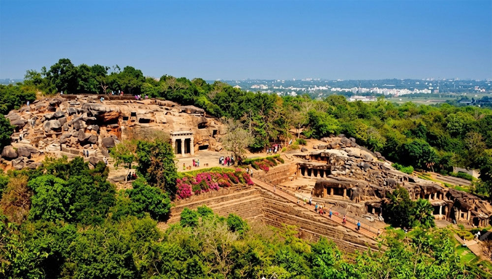 tour-operators-in-bhubaneswar-trusted-partners-for-stress-free-odisha-travel-and-temple-tours