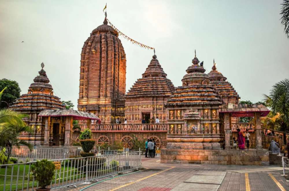 tour-packages-in-puri-for-temple-visits-and-beach-escapes